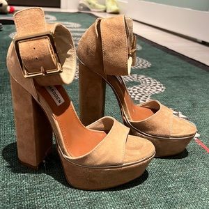 Steve Madden heeled suede sandals